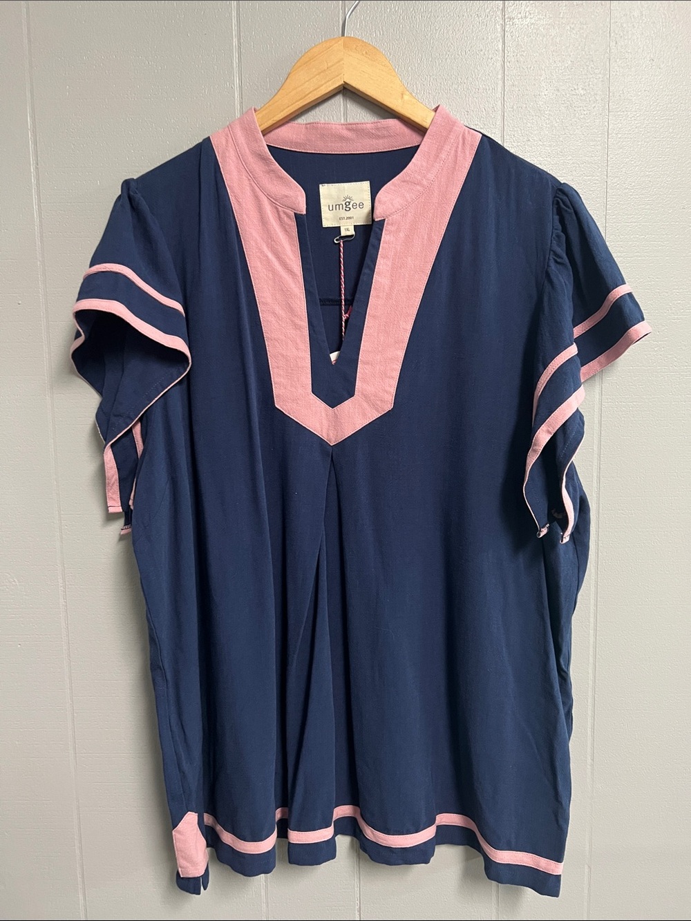 NWT Umgee Blouse Top Shirt Size 1X Blue & Pink